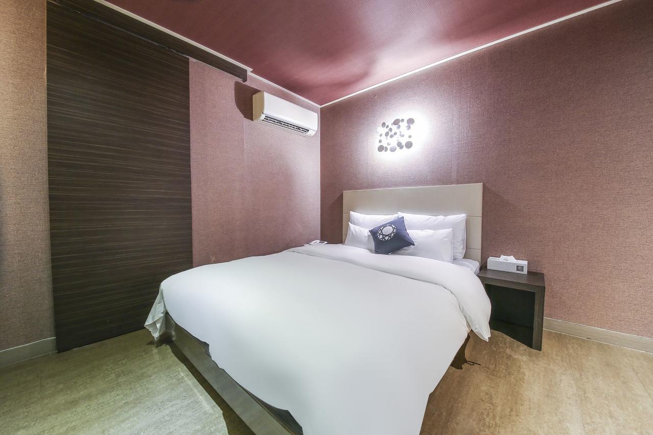 Hotel Cullinan Seocho Seoul Exterior photo
