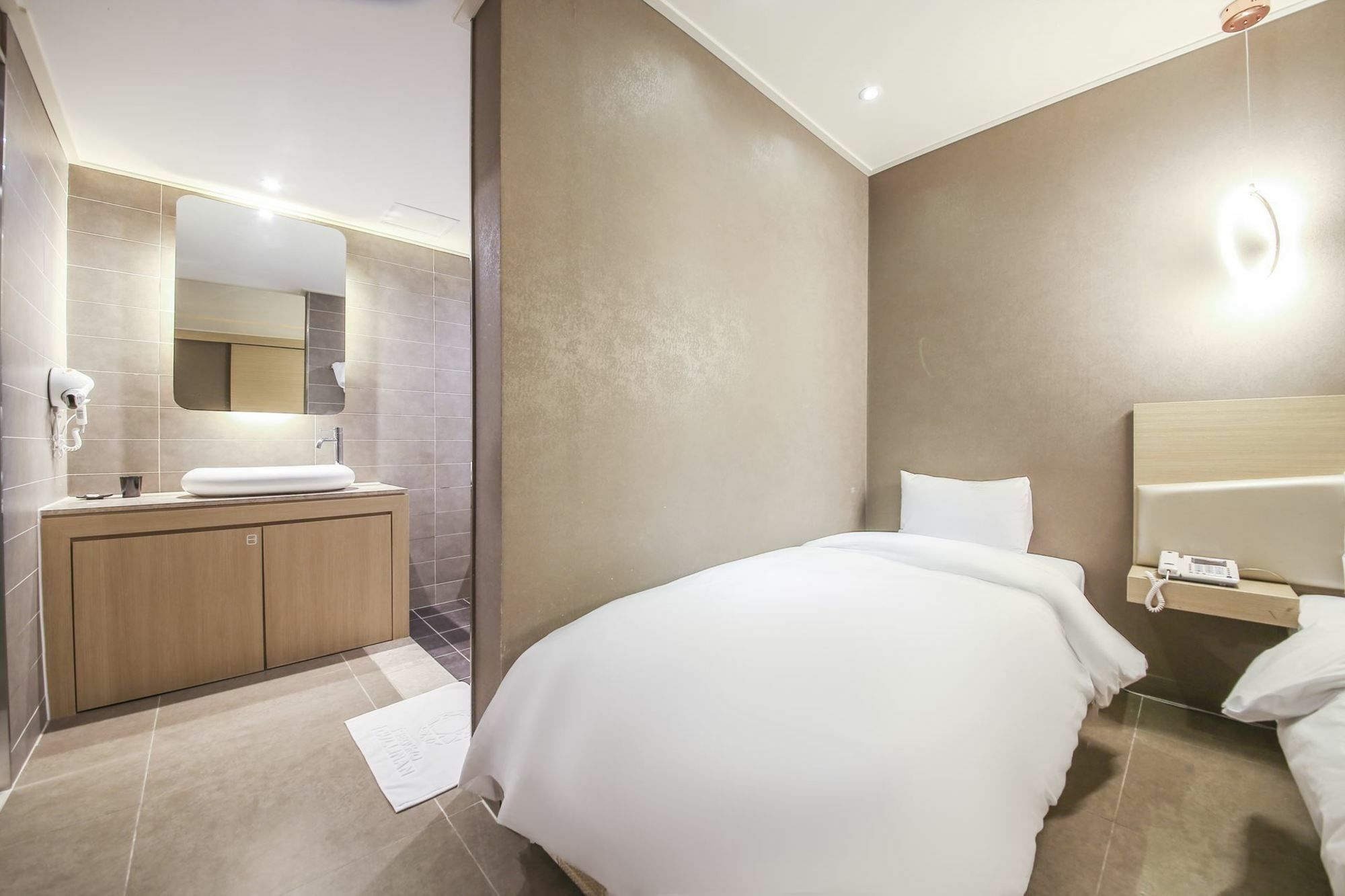 Hotel Cullinan Seocho Seoul Exterior photo
